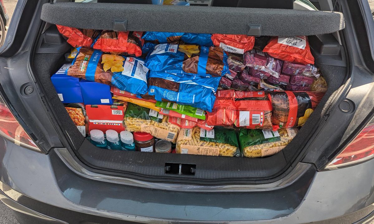 meadowlaneprm's tweet photo. With thanks to @cardiffcouncil and the money advice team we are able to provide 16 food hampers for our families to support them over the summer. https://t.co/1X2RoN85WZ