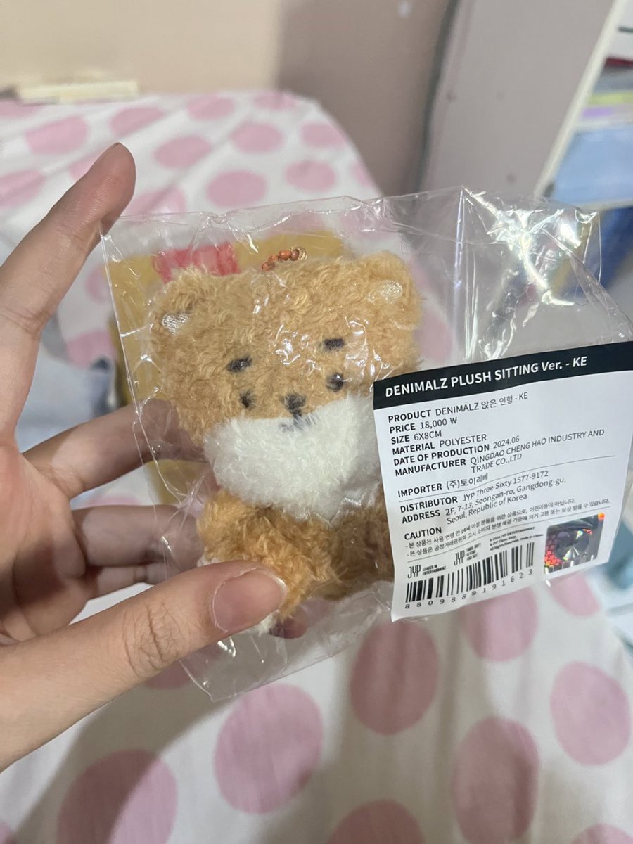 MonCher_starr's tweet photo. WTS want to sell Denimalz Plush Sitting ver KE ready ina,

Rp. 305.000 (exl admin shopee)

Dom: Medan/jaksel. https://t.co/bD6fITqYik