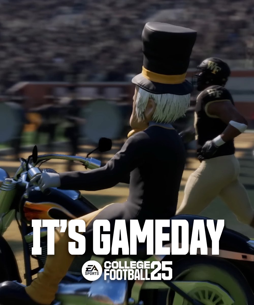 CFBKings's tweet photo. GET UP. IT’S GAMEDAY. 🎮🏈 https://t.co/KA038naz9f