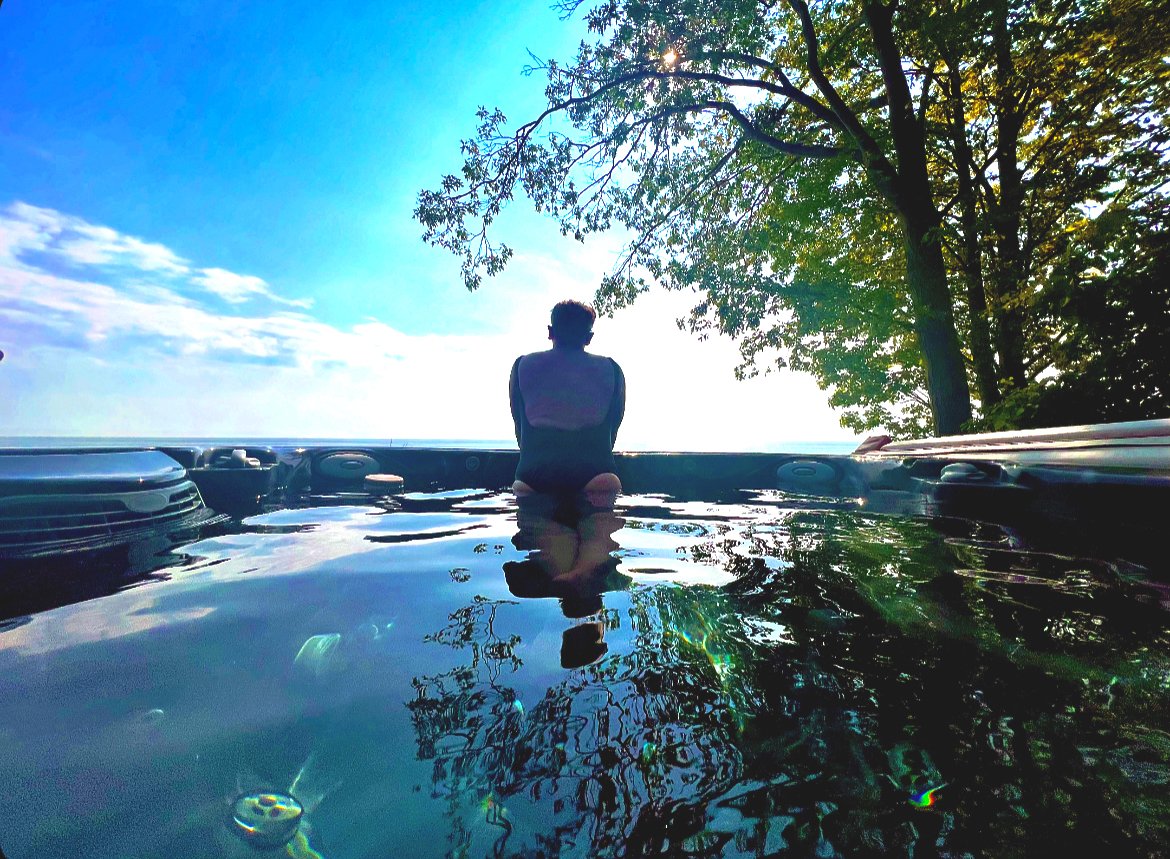 FreeBeer&HotWings tweet media