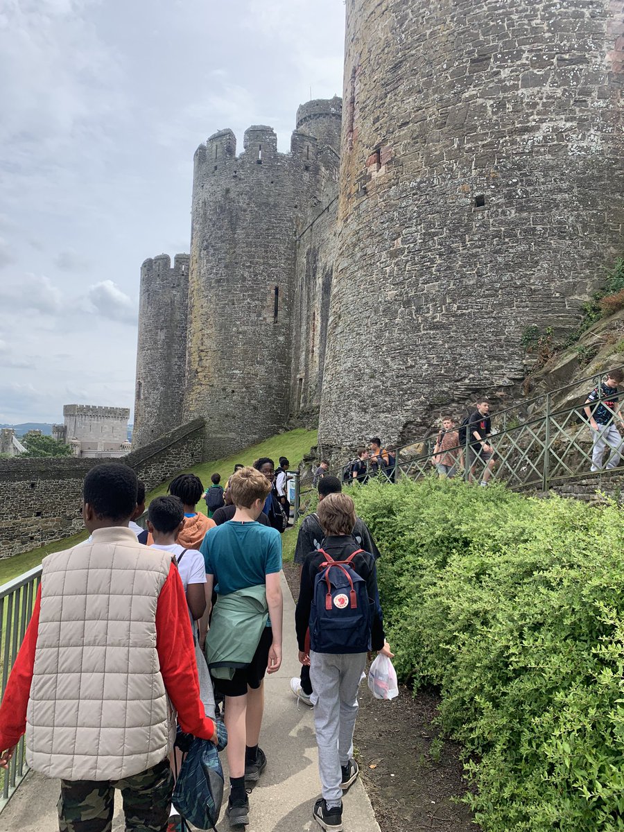 Great day out with 7D, E &amp; F today at Conwy Castle! 🏰 #activitiesweek