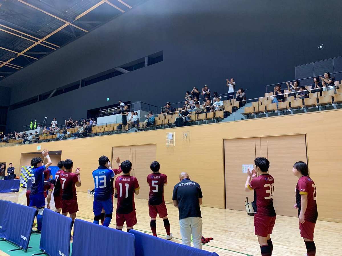 FC80792517's tweet photo. 🔴試合結果🔴

関東2部リーグ第3節
🆚FC mm
3-3 引き分け

【得点者】
片倉⚽️
渡辺⚽️
足助⚽️

久々の関東リーグでの勝ち点get❗️
もちろんget3したかったですが、今の三榮にとってはとても大きく重要な1。
ただ、勝利するためには、残留するためにはまだまだ力不足なのも事実。

もっと頑張ろう🔥 https://t.co/8mLViaJAfW
