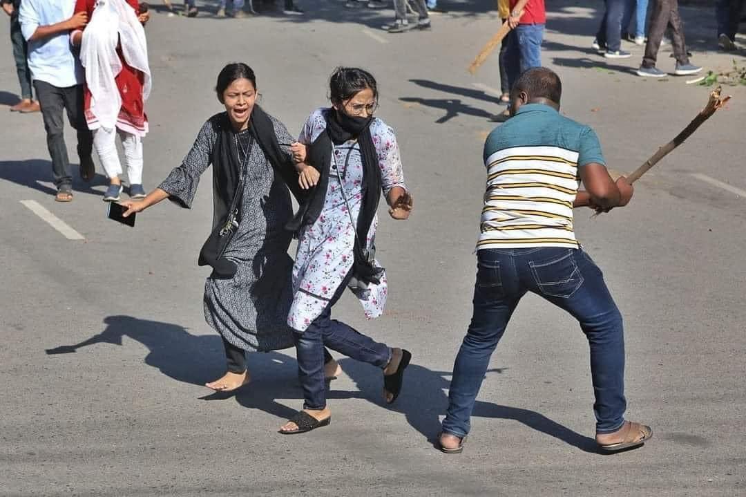 Members of the student wing of Bangladesh's ruling party, <a href="/albd1971/">Bangladesh Awami League</a> were seen attacking Dhaka University students who were peacefully protesting to abolish the controversial quota system, which gives advantage to family members of freedom fighters in education and employment.