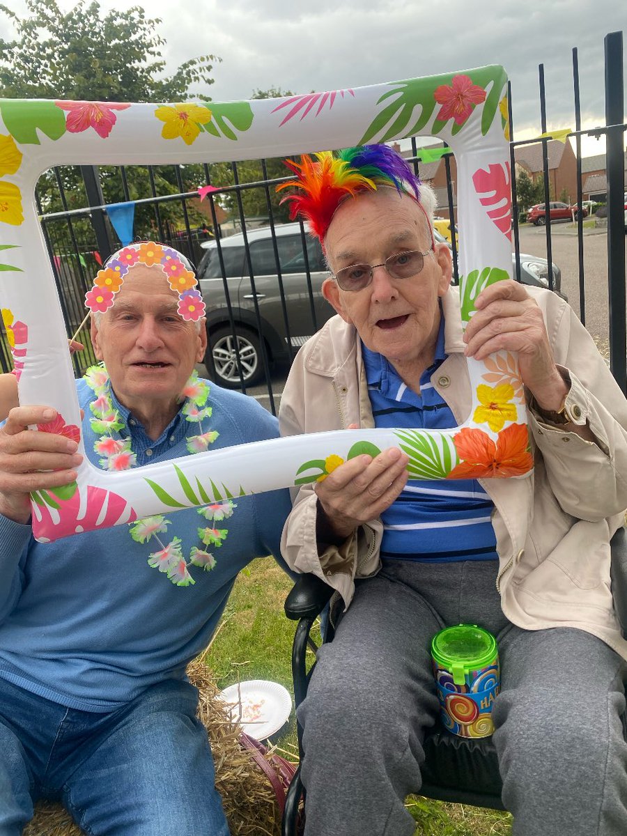 Nelson_Lodge's tweet photo. We all had a lovely time at our Sweet Celebration Garden Party yesterday!🎉
It went from hot to cold with a dark cloud, but the rain held off! ☀️ 
We were able to enjoy the wonderful music, play some games and tuck into some delicious treats with friends and family! 🍪🧁🍩 https://t.co/h4ZFOd80sa