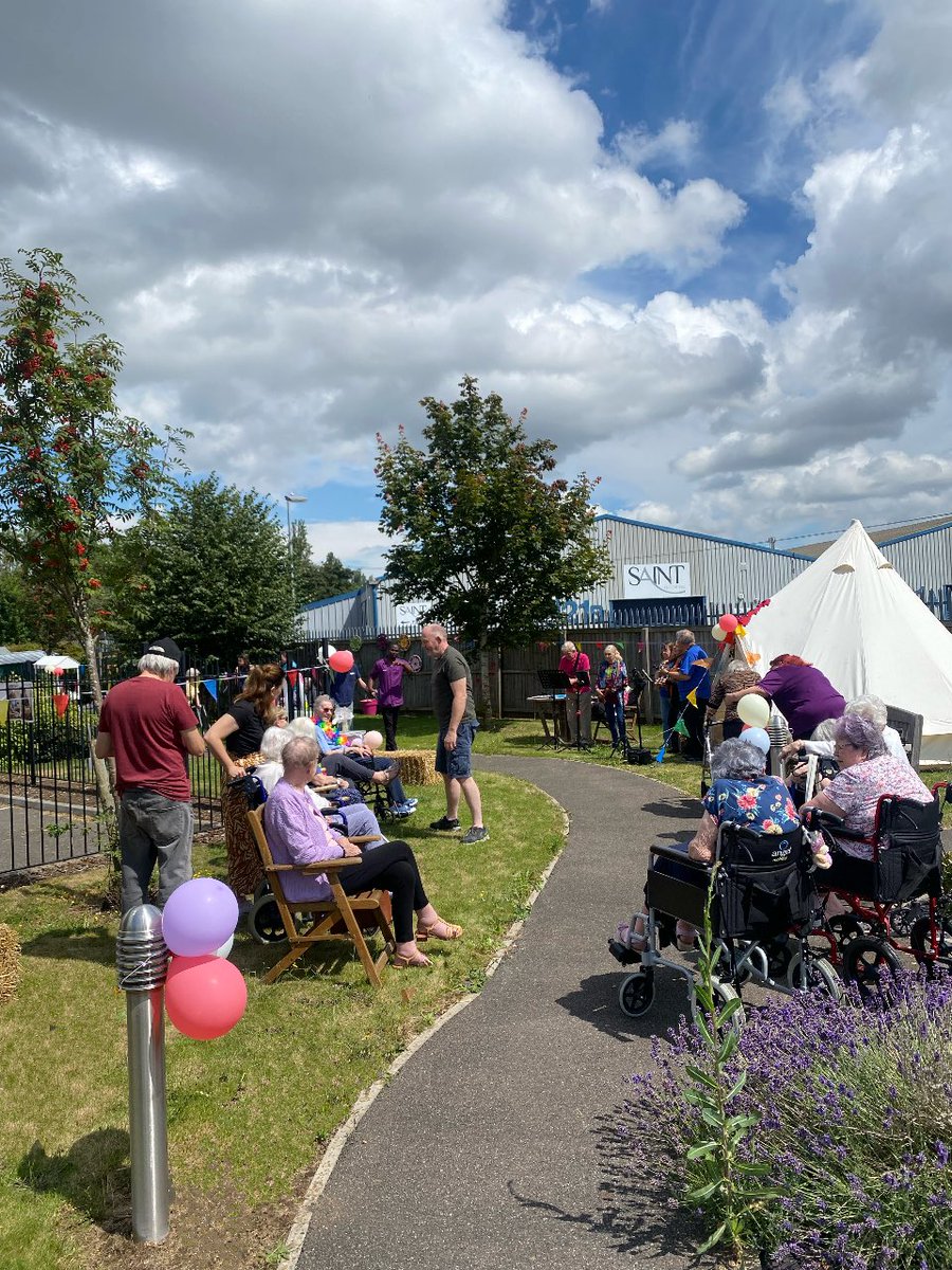 Nelson_Lodge's tweet photo. We all had a lovely time at our Sweet Celebration Garden Party yesterday!🎉
It went from hot to cold with a dark cloud, but the rain held off! ☀️ 
We were able to enjoy the wonderful music, play some games and tuck into some delicious treats with friends and family! 🍪🧁🍩 https://t.co/h4ZFOd80sa