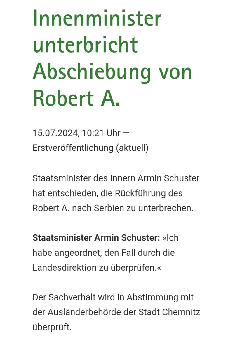 Eilmeldung: Roberts Abschiebung wurde abgebrochen - gemeinsame Druck wirkt!

Nun wird es Zeit für sein Bleiberecht - Dafür sind wir nachher gemeinsam 17 Uhr in #Dresden vor dem <a href="/SMIsachsen/">Innenministerium Sachsen</a> laut!
