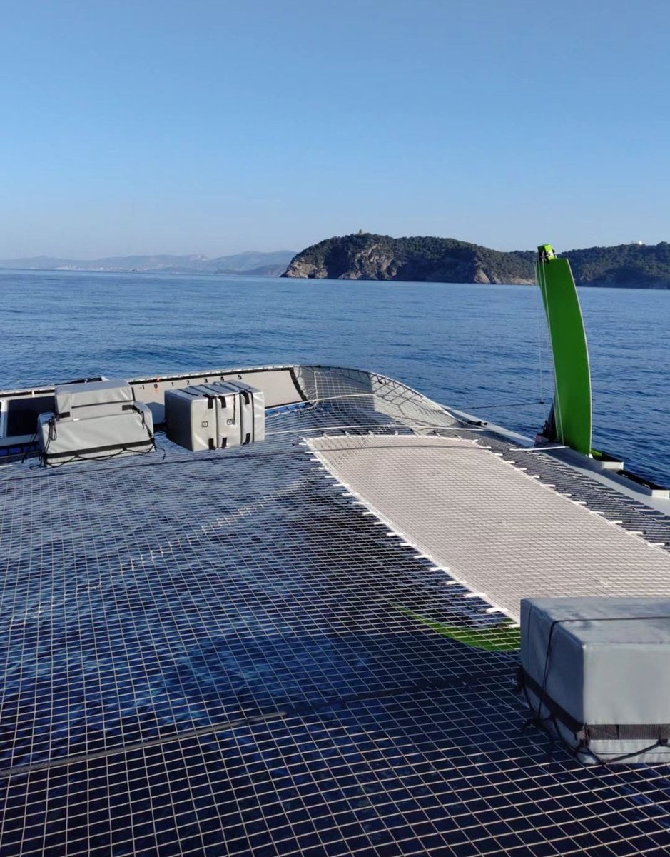 UltimBoat's tweet photo. #Ultime #MOD70 #Multi70 #Convoyage
Fin de convoyage pour Zoulou depuis la Grèce, le MOD70 vient de rejoindre le port de la Seyne sur Mer. https://t.co/zJ8UNSA5hK