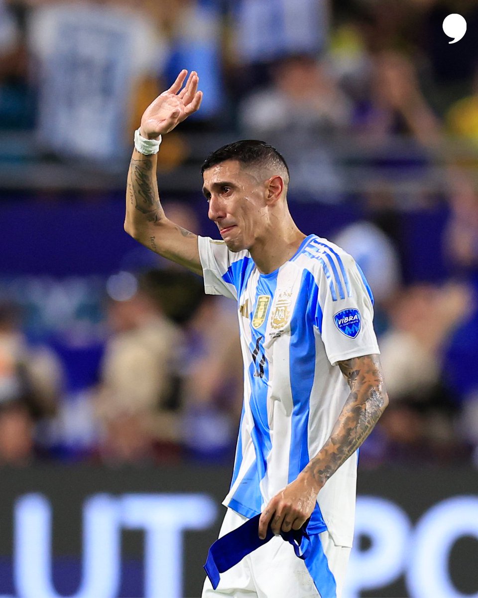 TPTFootball's tweet image. Ángel Di María: "They say that my father was an even better footballer than me, but he broke his knees when he was young, and his dream died. 

They say that my grandfather was even better than him, but he lost both of his legs in a train accident, and his dream died.

My dream…