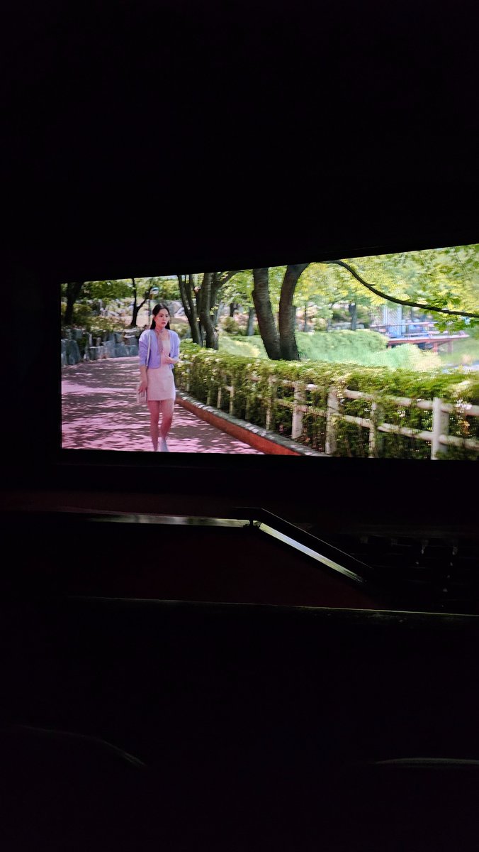 Barbie and David's on-screen chemistry is superrrrr addictive. 🤩🥰😍
Once you watch the movie, you'll definitely yearn for more of them.
Oh gosh. Bagay na bagay.
We need another movie of them, please! <a href="/Sparkle_GMA/">Sparkle GMA Artist Center</a> 
#ThatKindOfLoveNowShowing
#BarDa