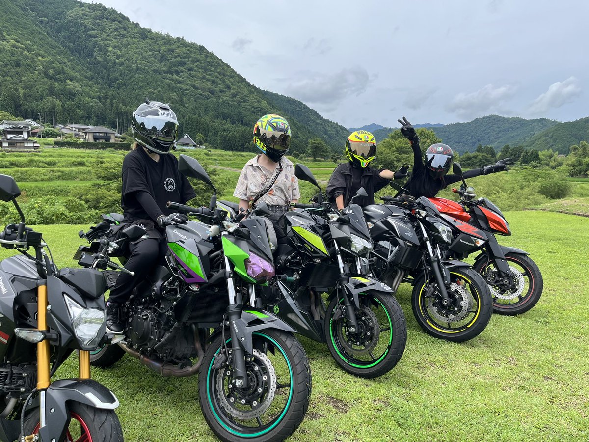 zr___miki's tweet image. 遅刻しましたが #zmt ありがとうございました！
自分のバイクのミーティング自体初めてで、Zばっかりの空間が新鮮すぎた笑
雨やったけど参加できて良かったです！
#ゼロベース