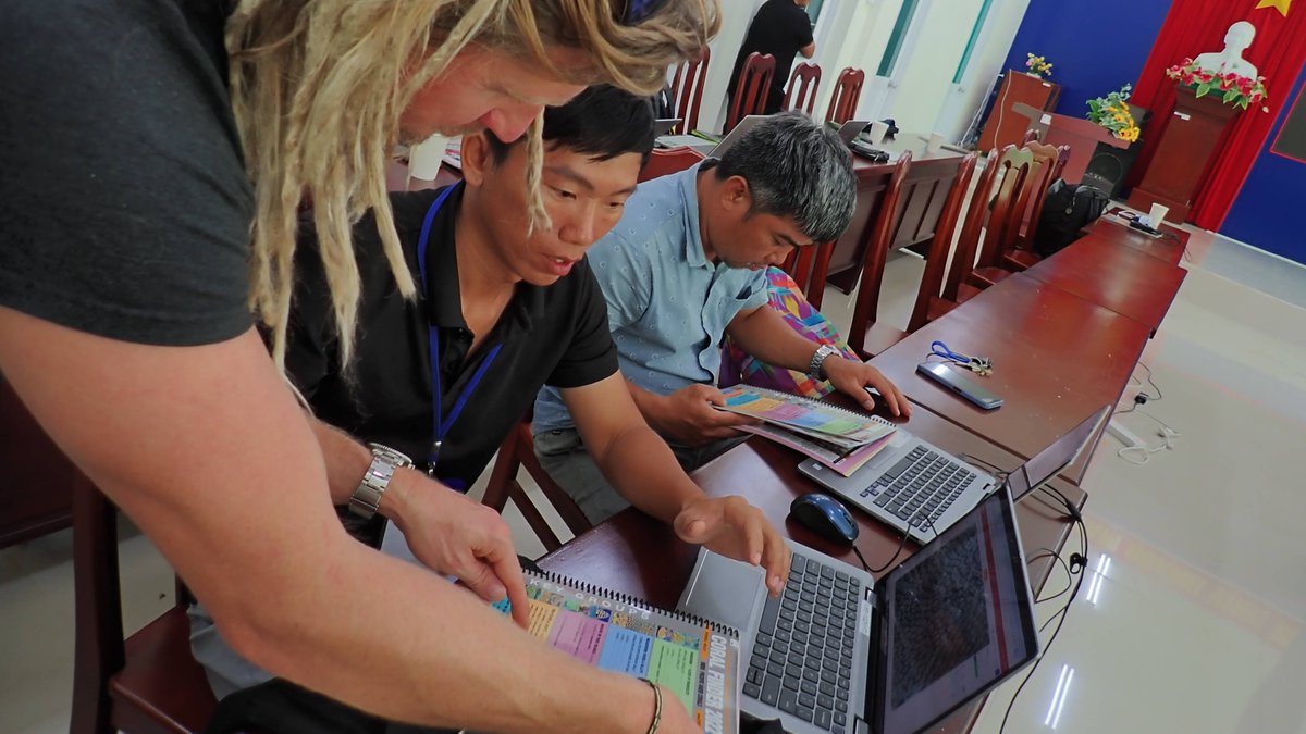 aims_gov_au's tweet image. Vietnam’s corals are much easier to snap than its cheeky monkeys, especially when using our #ReefScan and #ReefCloud data collection technology. With Institute of Oceanography &amp;amp; @ausgov we’re building capabilities to inform sustainable management of these precious ecosystems.