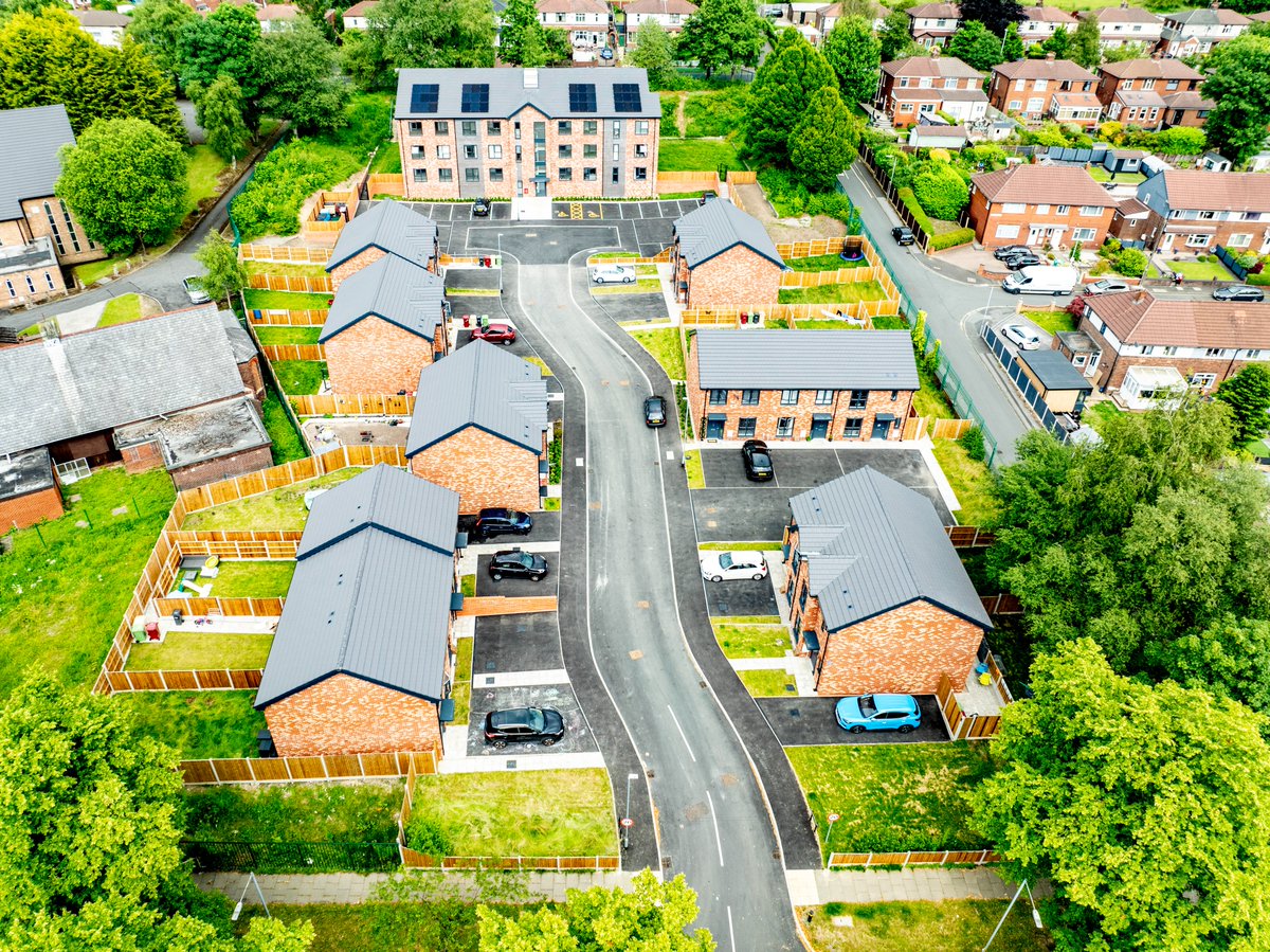 🏡 We recently transformed the site of St Osmund's RC Primary School in Bolton into 40 new and high-quality homes! Delivered with <a href="/McCaulsMCR/">McCauls</a> and @boltonathome, this £6.5m project helps to provide much-needed affordable housing to the area. 🏠