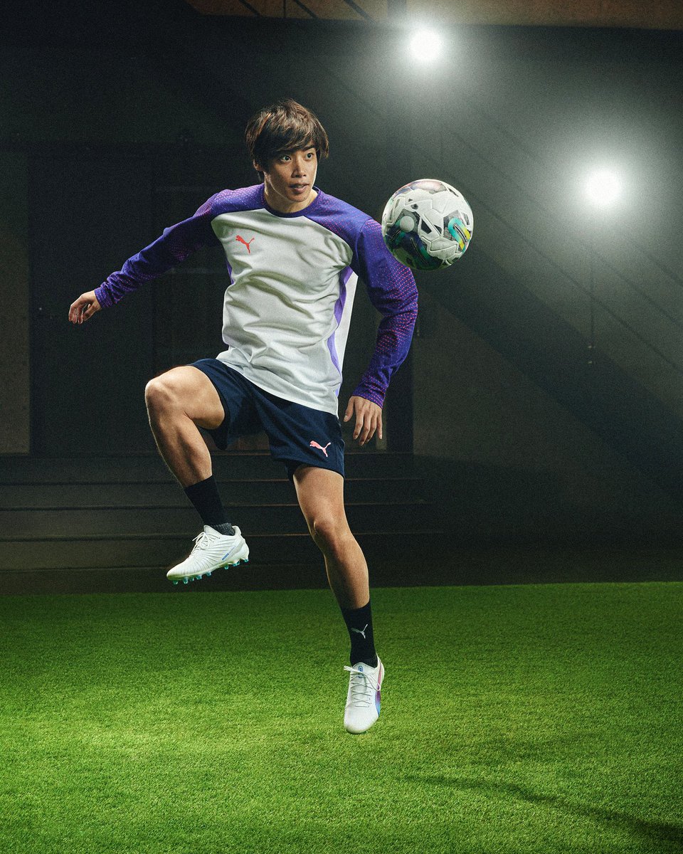 Fooootest's tweet photo. PUMAの新スパイクの広告塔として伊東純也が登場🇯🇵⚡️

📸@pumafootball_jp https://t.co/f49ioWrUyH