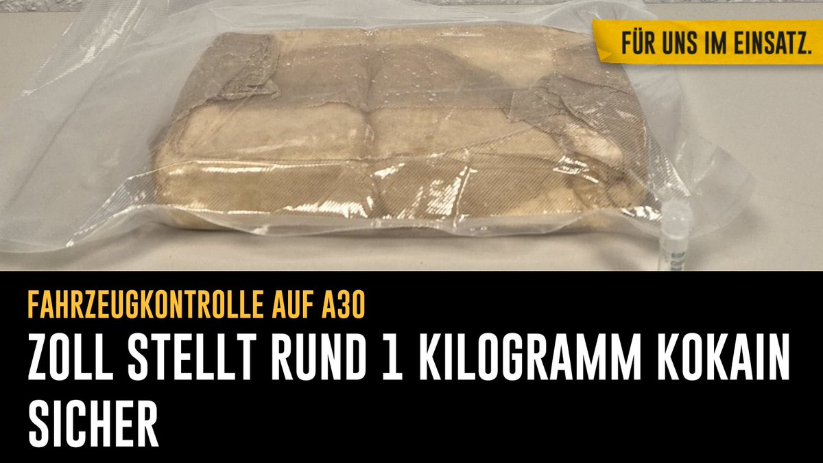 zoll_info's tweet photo. 🔎 Rund 1 Kg Kokain stellten Einsatzkräfte des #HZAosnabrück bei einer Fahrzeugkontrolle auf der A30 sicher.
💰 Wert der #Drogen: ~ 66.000 €
👮 Der Reisende wurde vorläufig festgenommen
▶️ Weitere Ermittlungen durch das #ZFAEssen
https://t.co/VfnJvdsfGX
#fürunsimEinsatz https://t.co/WkGISK448o