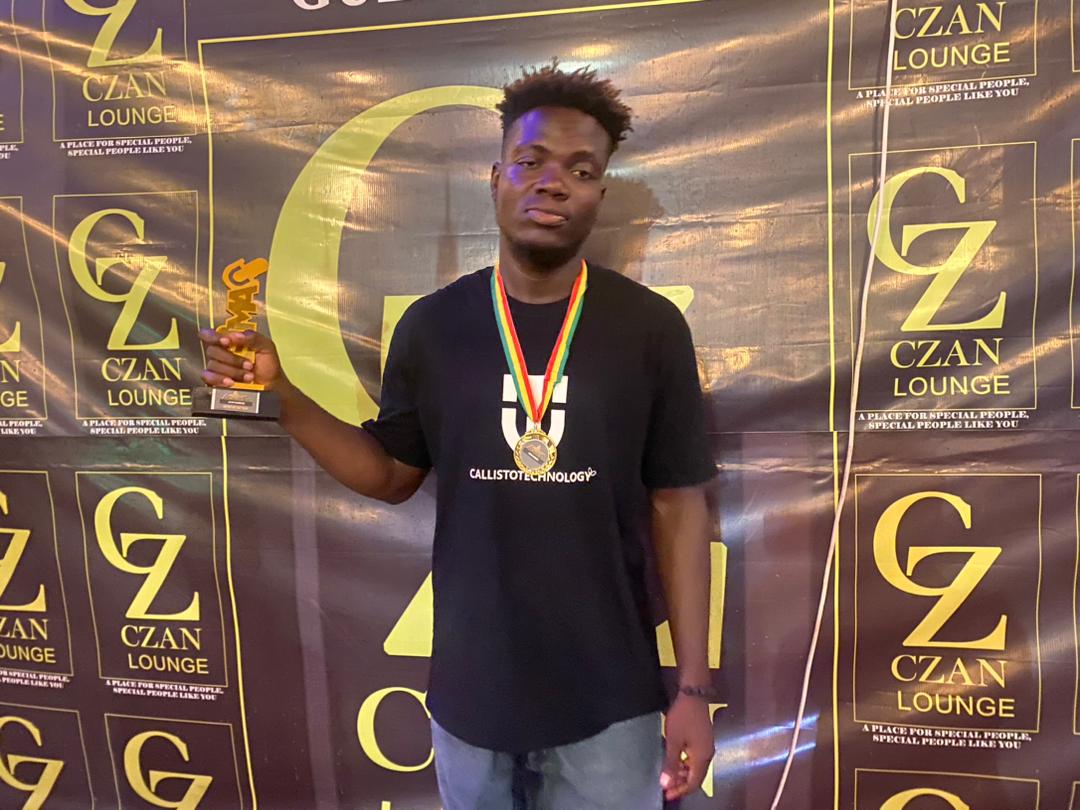 colacgh's tweet photo. Asima Music and Movies Awards Artist of the year 
#bewtodeglobe https://t.co/xmyoNNp1bg