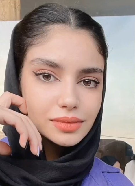 LightofRev's tweet photo. زادروز ۲۱ ساگیت شادباش قهرمان ایران🖤
مهسا قهرمان تکواندو و آمادگی جسمانی بود و بیش از صد مدال ورزشی داشت.
مهسا ۳۱ شهریور ۱۴۰۱ با شلیک گلوله نیروهای جمهوری‌اسلامی کشته شد.
#مهسا_موگویی
‌ https://t.co/4xRUjglPAR