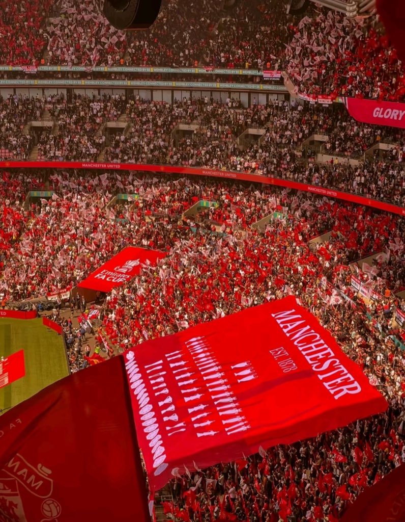 mtab953's tweet photo. #united_day ❤️

يووووممم الزعيييم يوم ملك البريميرليغ يوم عودة زعيم الكره الانجليزيه مانشستر يونايتد مباراه راح تكون ضد روزنبورغ النرويجي ❤️🔴

⚠️ باذن الله راح انزل بثوث للمباراه للي وده يتابع https://t.co/08DjkY3XMs