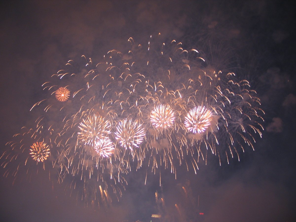 Epic Fireworks tweet media