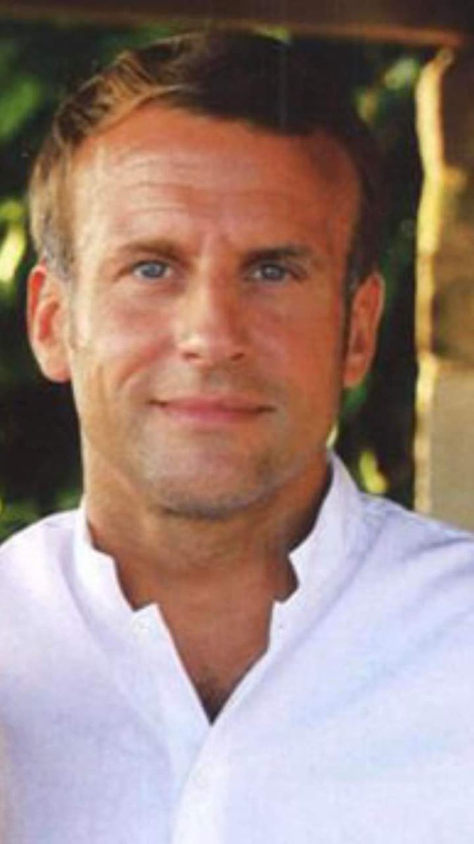 Poutine menace de nouveau Paris et les capitales européennes. Posez voys la question? Préférez vous EM à la tête du Pays ou bien MLP Ou encore Melenchon?? Pour moi, y a pas photo!...Donc arrêtez de critiquer rabaisser diffamer EM et soyons plutôt unis derrière notre Président!