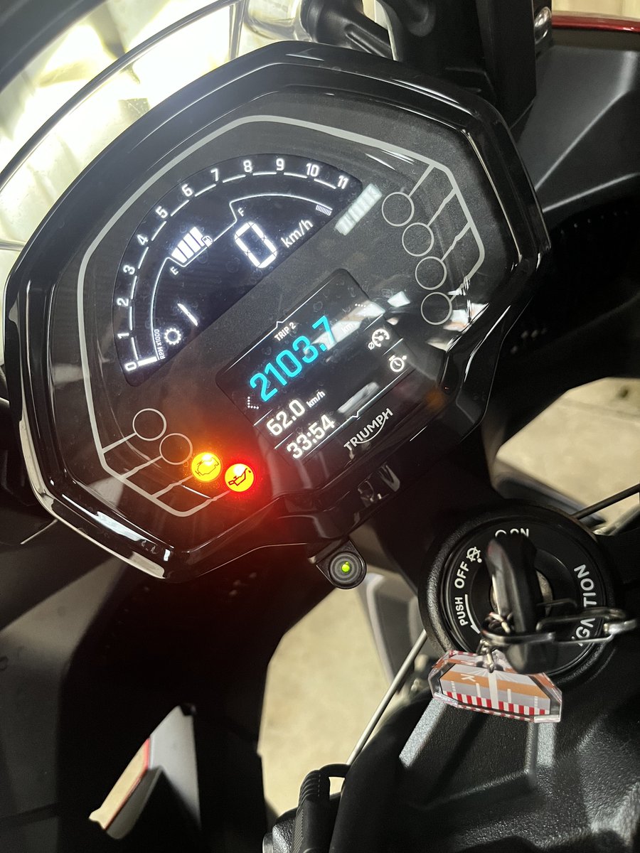 ちりあくた tweet media