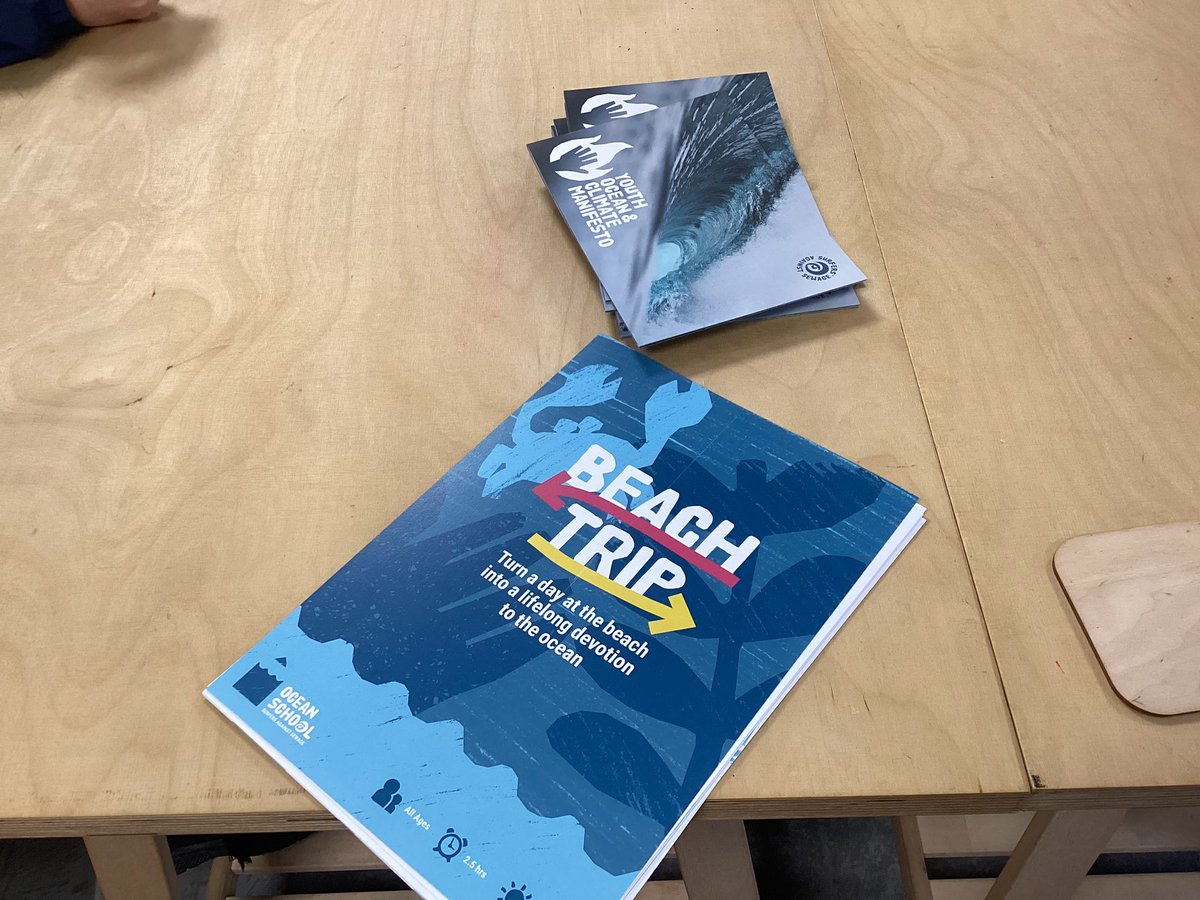 PennowethS's tweet photo. VR videos being shared to provide our children with a further understanding of the state of our oceans. @sascampaigns #TeamPennoweth https://t.co/csqRBYwKpm