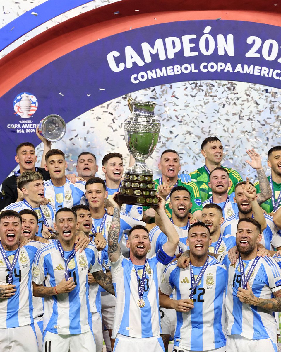 AbhijitLaskar11's tweet photo. This man has given us so much over the years it's unimaginable. He is no doubt the GOAT 🇦🇷 #Campeones #CopaAmerica2024 #Messi𓃵 #CopaAmerica #FinalCopaAmerica2024 https://t.co/bgitrOFQym