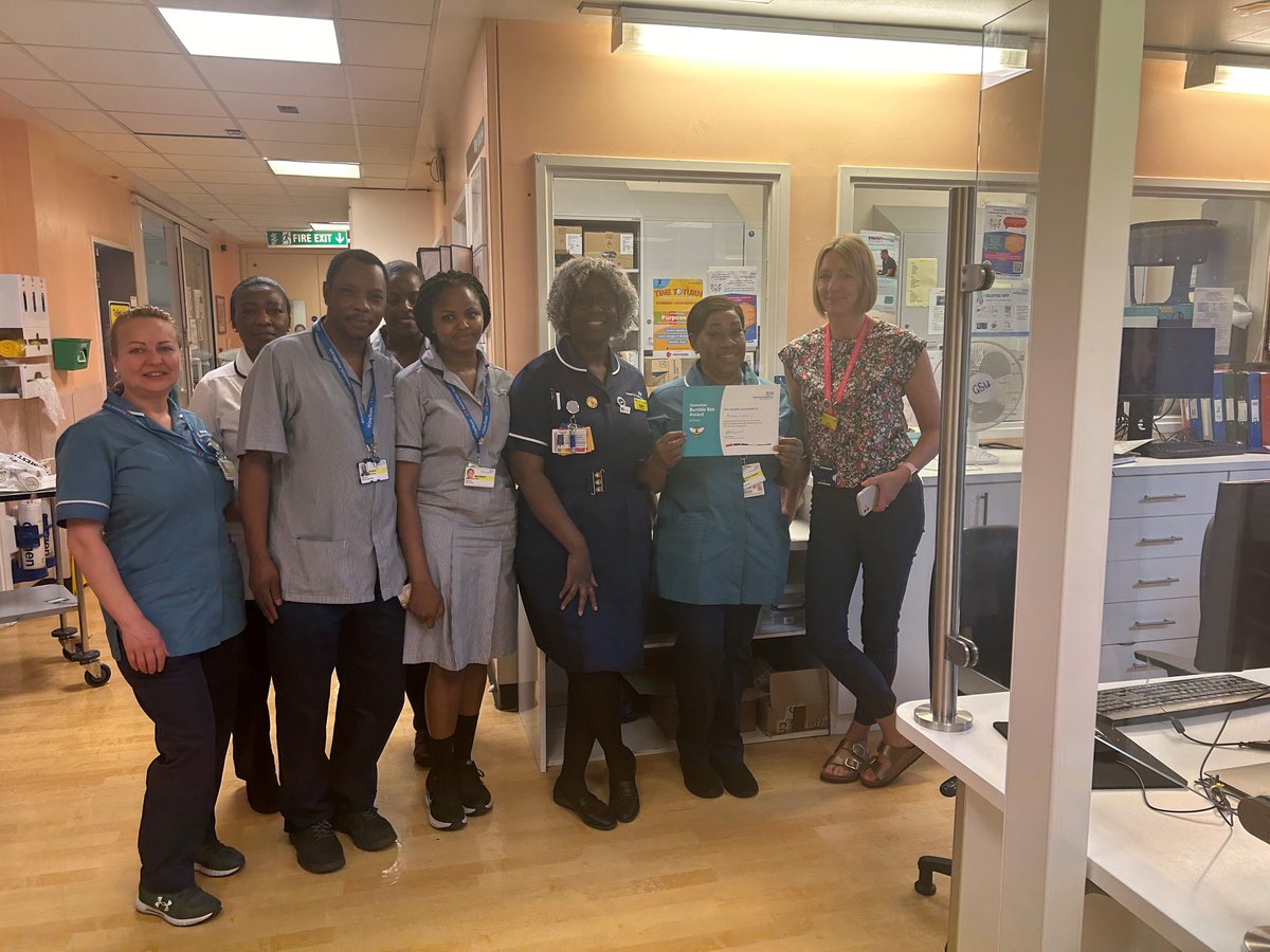 HUHPET1's tweet photo. Congratulations to our amazing Bumble Bee Acute award winner for April 2024 Anthea Smith from Graham ward! ππππππ@mcmanusb @MaeveMcken @LassmanVarda @NHSHomerton @happeningathom #clinicalsupportworker #recogntion https://t.co/1jva5tBpBl