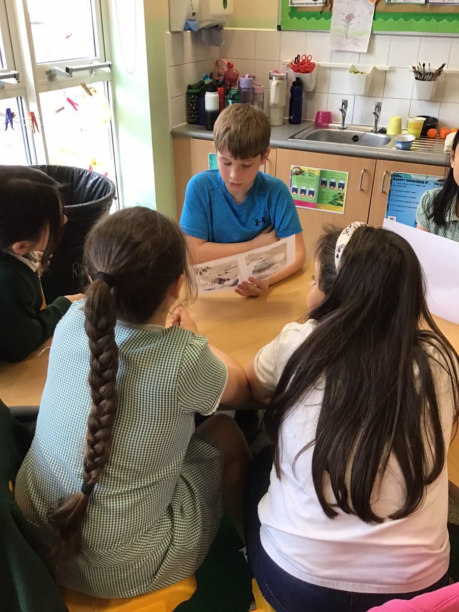 Y3Oaky's tweet photo. Exploring different forms of poetry starting with haiku before moving onto tenka and renga. Later in the week, we will have a go at writing our own version. #OakyEnglish https://t.co/aGME114Wm7