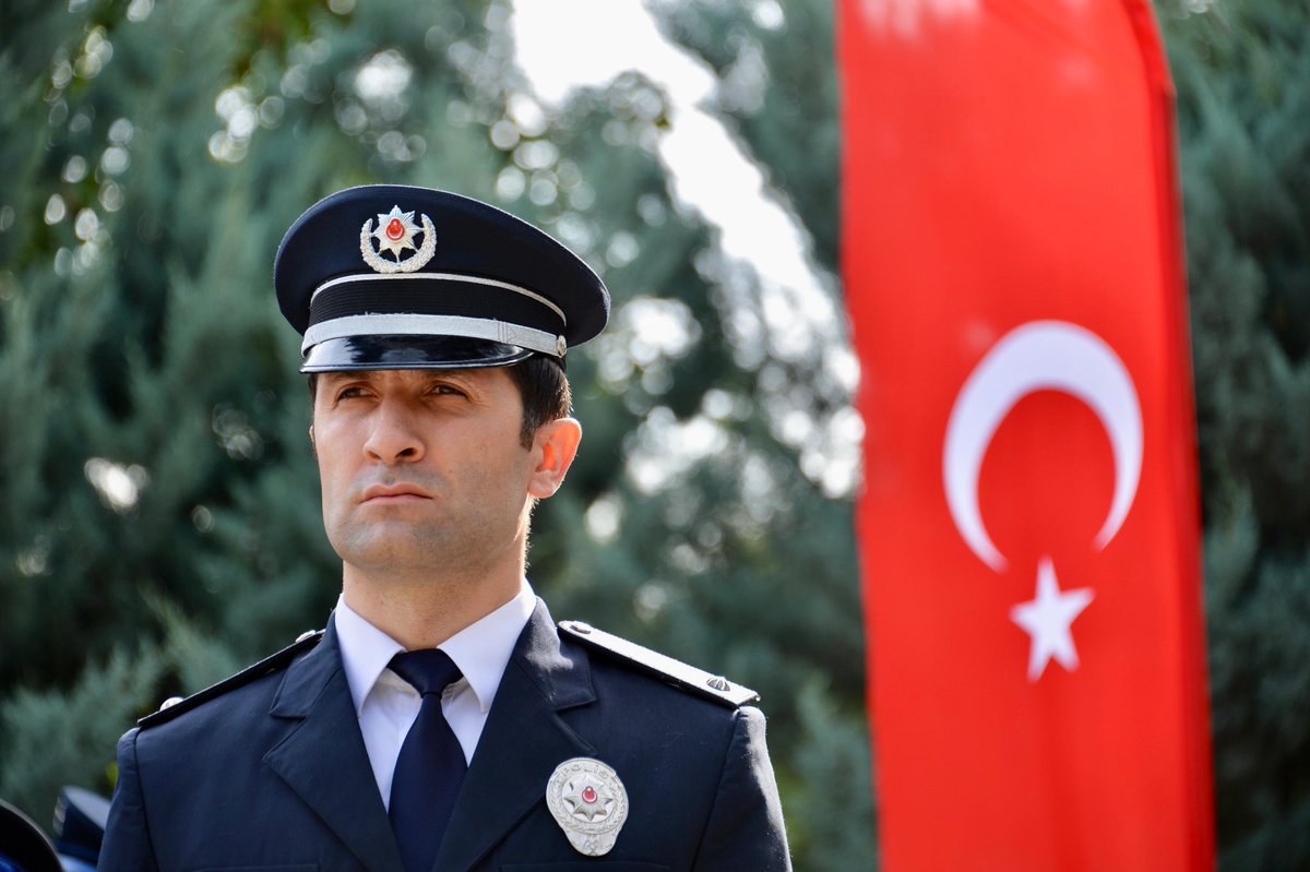 Şehitlerimizin Huzurundayız...

🇹🇷🇹🇷🇹🇷

Cumhurbaşkanı Yardımcımız Sn. Cevdet Yılmaz ve İçişleri Bakanımız Sn. Ali Yerlikaya'nın teşrifleriyle 15 Temmuz Şehitliğinde anma törenimizi gerçekleştirdik.

📍Ankara | Karşıyaka Mezarlığı

#MilletinZaferi