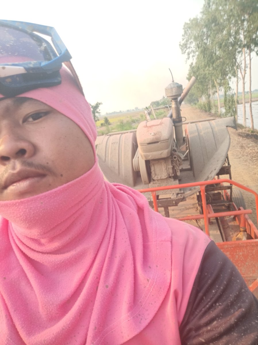 Single08166265's tweet photo. บ้อคเราทำไม กลัวจะจำใด้หรอ55
--------------------------------
#ข้ามันลูกทุ่ง #อาชีพพ่ออย่าล้อเล่น🤪
#เหนื่อยทุกวัน😓 #ชัยนาท https://t.co/vSHL3RjwfJ