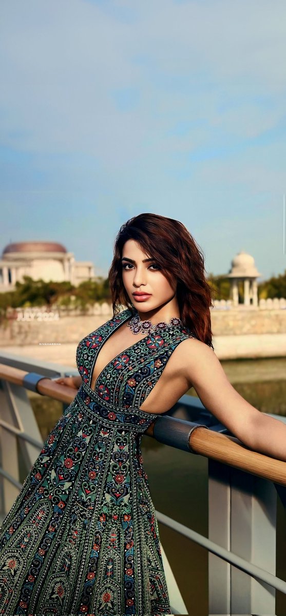 SivaHarsha_23's tweet photo. Samantha Ruth Prabhu best shoot after long time ✨💗

#SamanthaRuthPrabhu https://t.co/PRaL99Yr3U