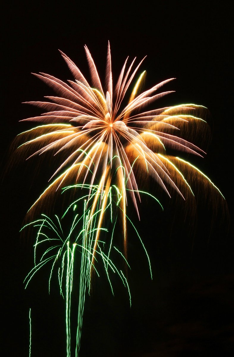 Epic Fireworks tweet media