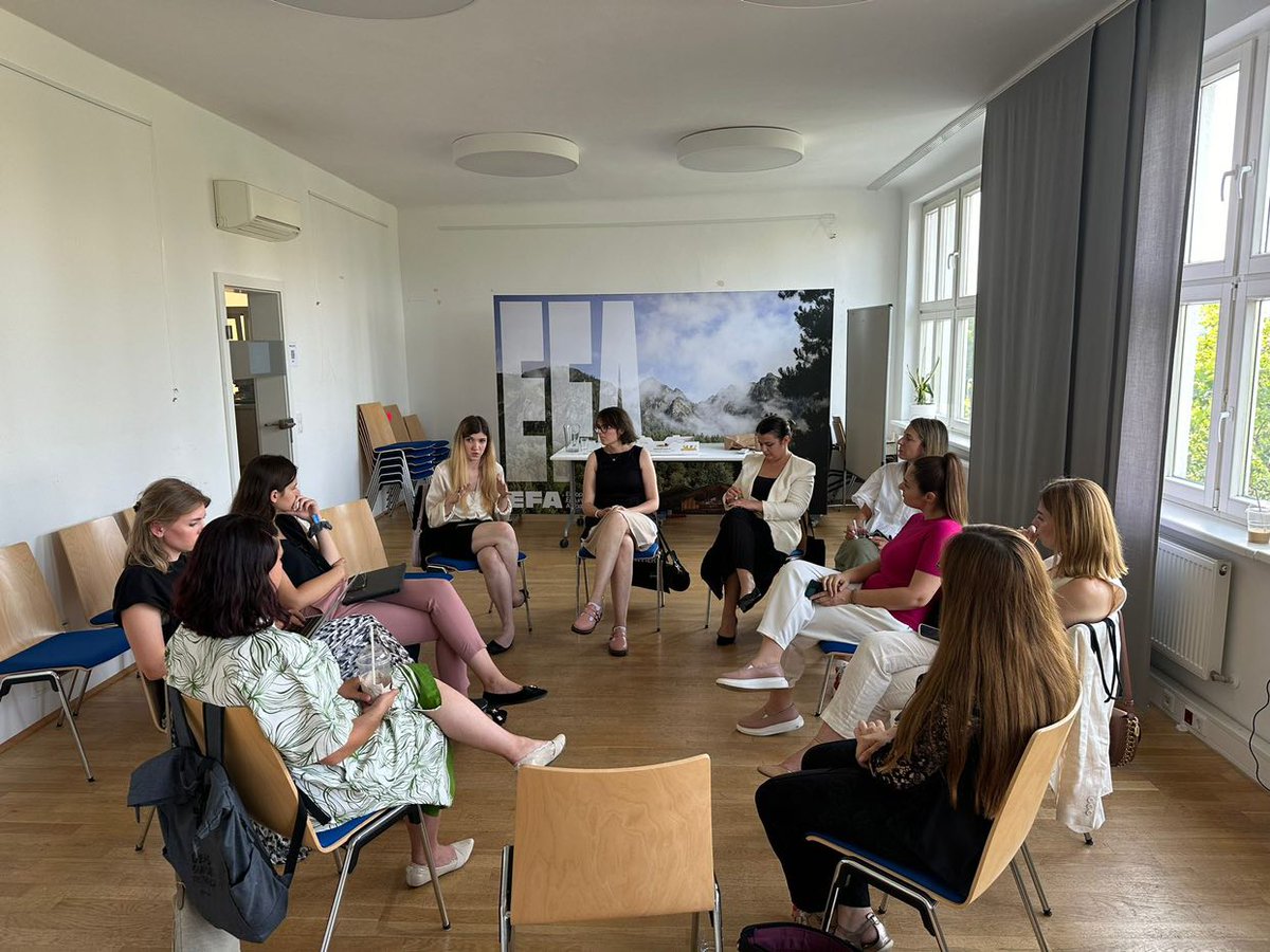 European Democracy Youth Network tweet media