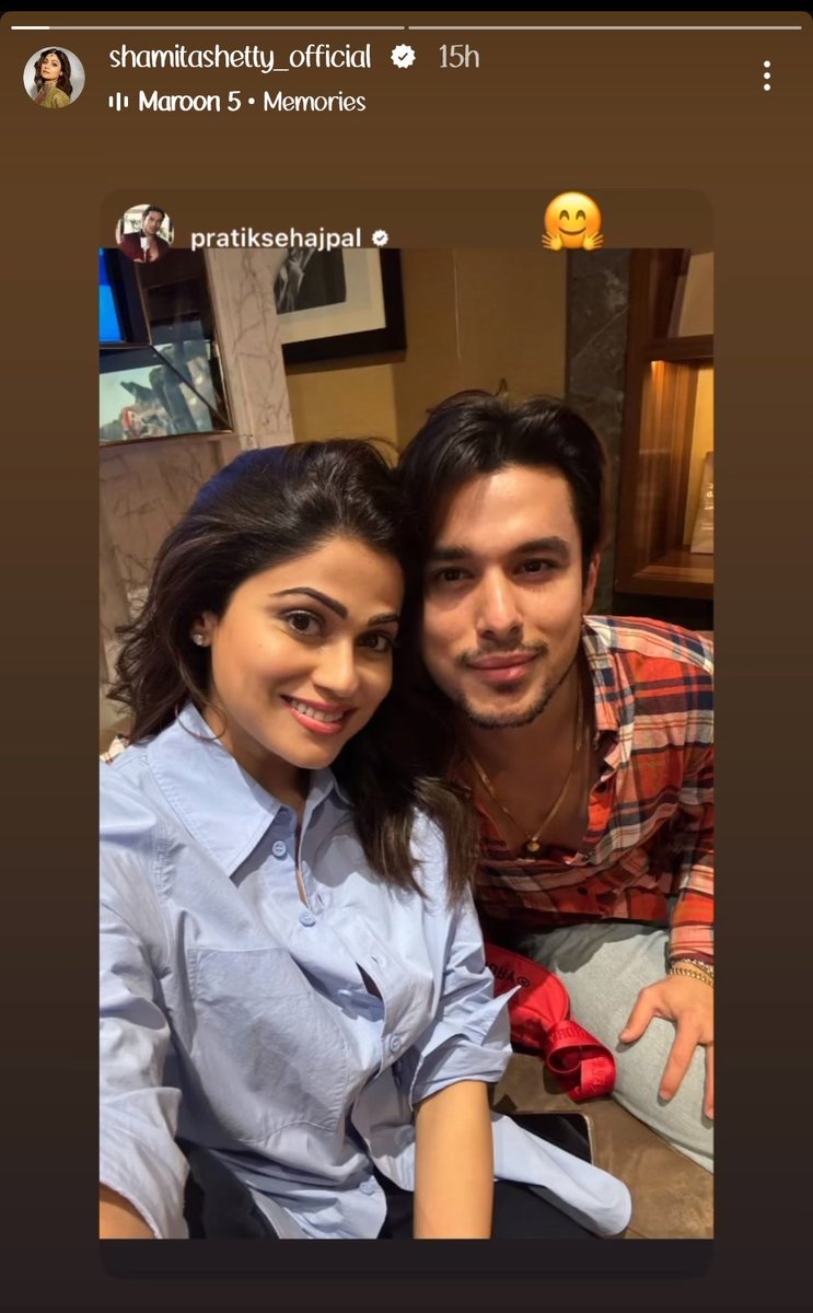 KLaasyRiyanka's tweet photo. Them ❤️🤗

#Prasha #PratickSejpal #ShamitaShetty https://t.co/YXOEvZnzKC