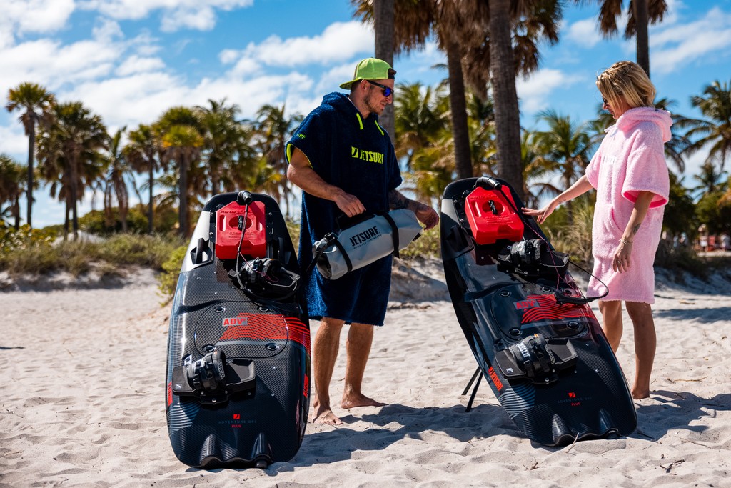 JetsurfOfficial's tweet image. Designed for performance, built for adventure. Take a closer look at what makes our JETSURF Adventure models stand out. 🛠️🌊 

#TechDeepDive #JETSURF #BornForFun #SummerWithJETSURF