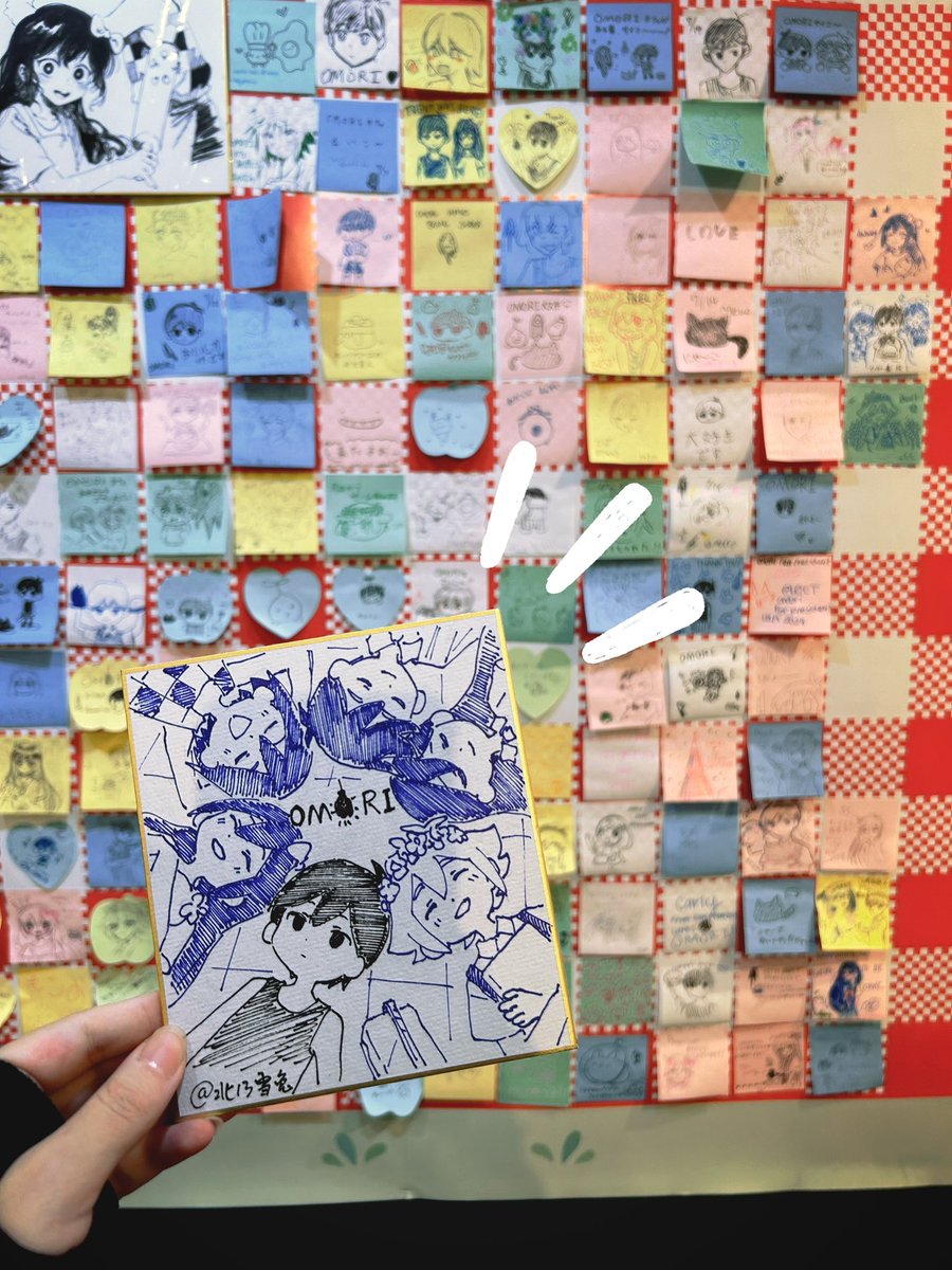 beinaixuetu's tweet image. #OMORIカフェ #OMORI 
甜品真的很可爱！都不舍得吃！摸了点便签，狠狠留念一下！