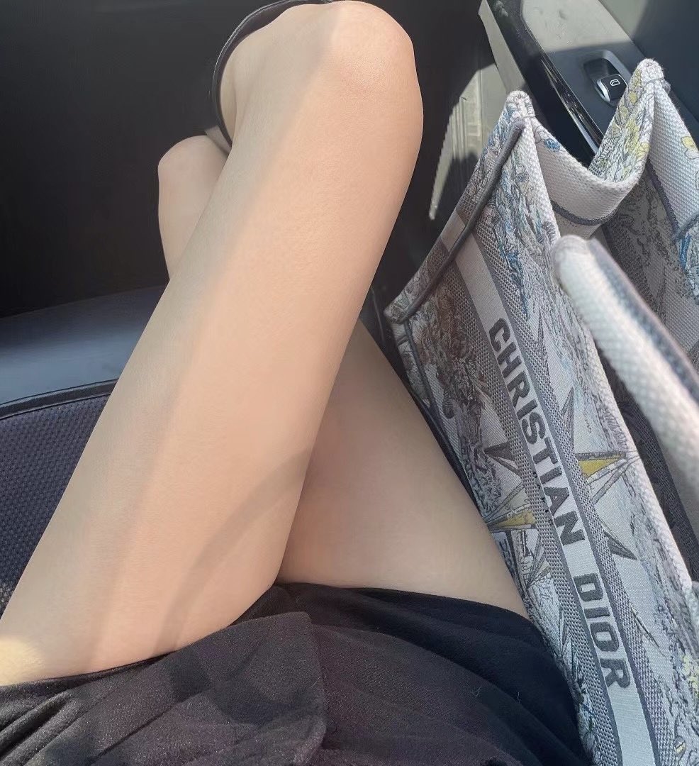 明天下午到贵州
有没有姐妹推荐一下好吃好玩的呀🙋🏻‍♀️
#028夫妻 #028情侣 #贵州