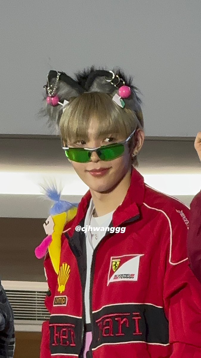 Cjhwangggg's tweet photo. Shotaro the cutestππ»π«Άπ»
#RIIZE #λΌμ΄μ¦ #BRIIZE #SHOTARO
#RISEandREALIZE #RIIZE_FANCON
#RIIZINGDAY #InterAsia #FanSigningEvent #RiizeFanSign #KPOP https://t.co/qtm2jbKxTP