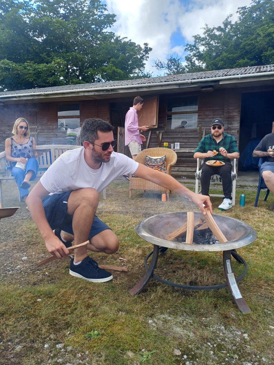 MicrocommsPS's tweet image. Together, we achieve more! Last week, during our CORE week, we reflected, refined strategies, strengthened team unity, and focused on our values: commitment, ownership, respect &amp;amp; excellence. Collaboration boosts wellbeing, morale, and work quality. #CornwallBusiness #TeamBuilding