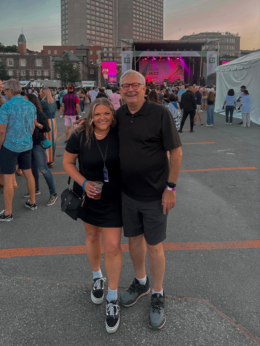 MOVE 100 tweet media