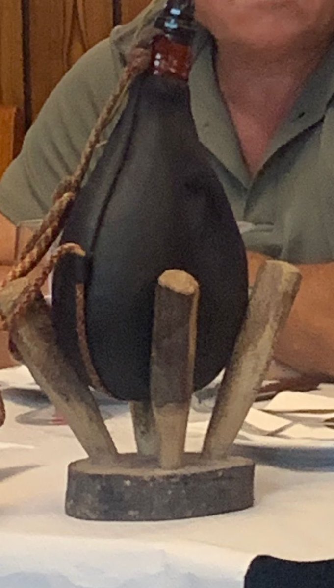 Maravillas que uno encuentra cuando va a almorzar a sitios de bien.