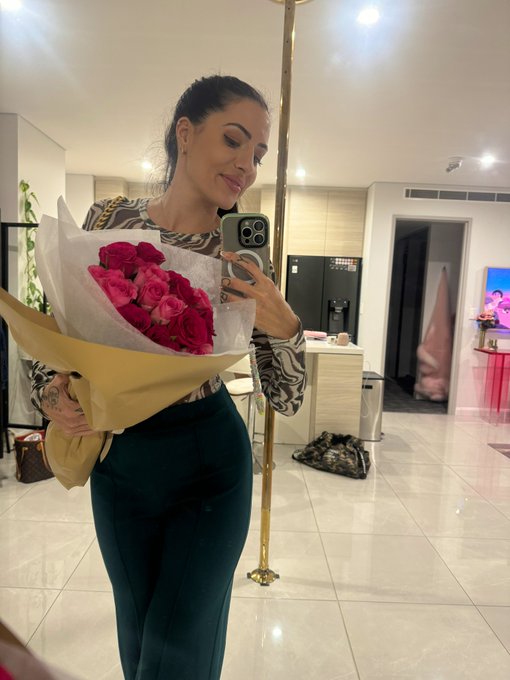 I did Double Vag 😁 retweet if you&rsquo;re proud of me 👏🏽🥹 https://t.co/2eSdoEGyia<a href="/tag/mvsales"class="tags"><span>#mvsales</span></a>