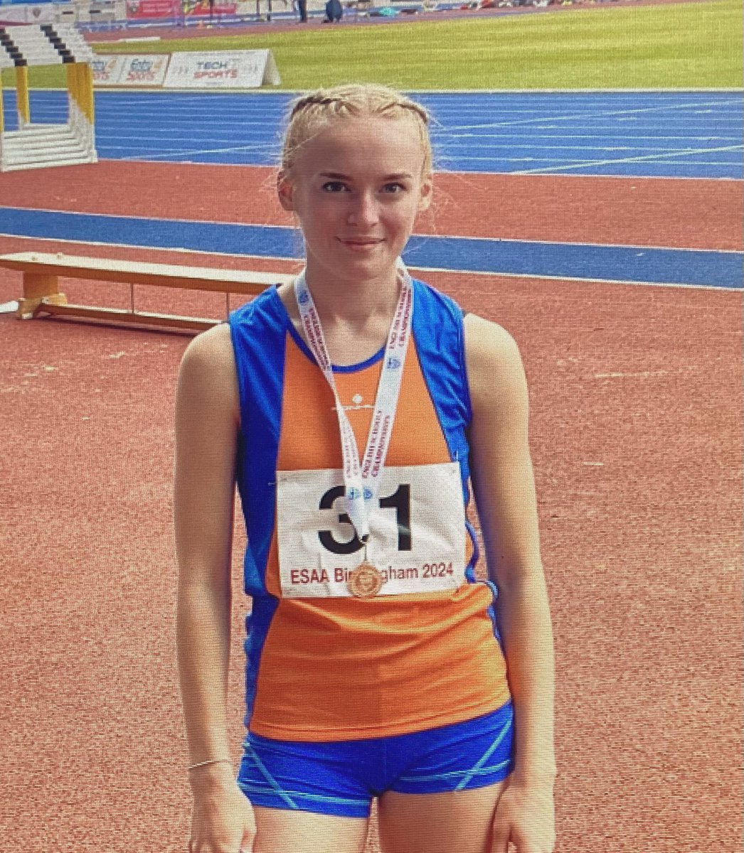Congratulations to a former Wood Fold student (Emily) who recently represented Greater Manchester at the English Schools athletics pole vault event and came away with the bronze medal 🥉 #proud