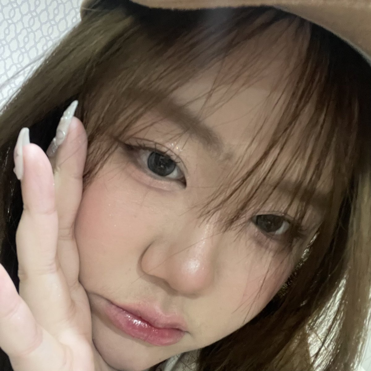설 tweet media