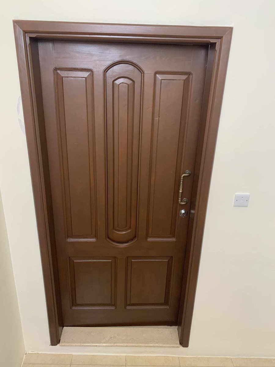 ShabbyChicMlt's tweet photo. Drab, yellowing, white doors beautifully transformed in a rich, nutty brown with a light and discreet wood effect for a beautiful and warm finish.
#Shabbychic #Malta #makeover #Color #home #decor #smooth #spray #design #Art #paint #Doors #designer #change https://t.co/1MDxJQhxuZ