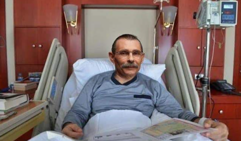 BesikciogluErdl's tweet photo. Sevenleri üzdük ama ciddi bir sorun yok soğuk alğınlığı o.Sevenleri Burda olsun Sosyal medyada yalnız bırakmadı Sağolun .varolun! #15temmuz #messsi #köpekleredokunma #DemokrasiUğruna https://t.co/yPpLCkuPaw