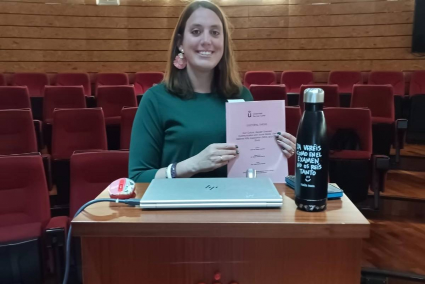 urjc's tweet photo. Leyre de Cepeda, ganadora del concurso #HiloTesis 2024 

ℹ Más información: https://t.co/1GQyytMYQx https://t.co/hHxQ8sUozu