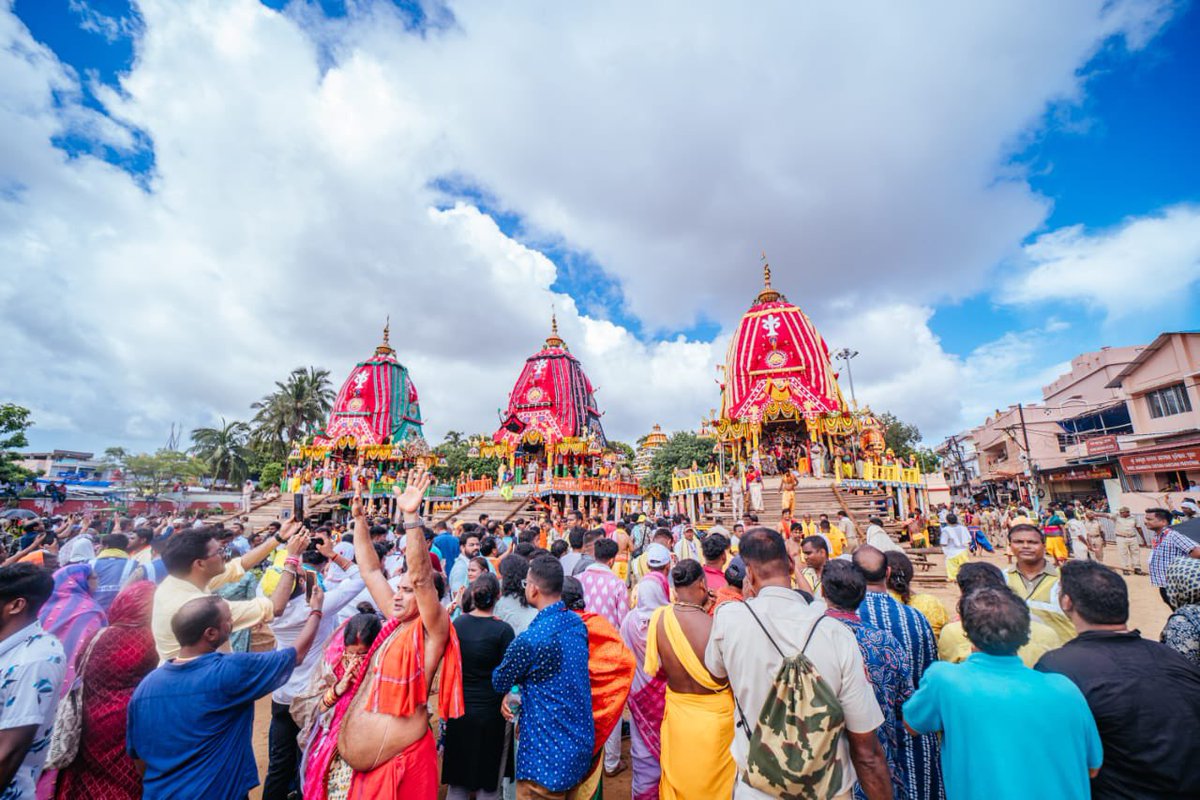JagannathaDhaam's tweet photo. Jai Jagannatha 🙏🏻

#RathaYatra2024 #BahudaYatra https://t.co/TzWq2gOHnA
