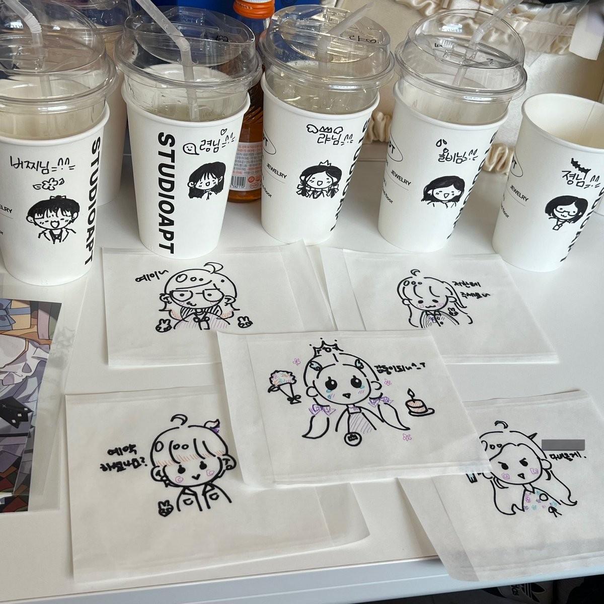 2024 생일 이벤트 무사히 마감 했습니다 🐰💜

하지메의 생일을 축하하기 위해 찾아주신 모든 분들께 감사드립니다:)

후기와 후통판, 추첨 등은 차후 공지 예정입니다 ໒꒱⋆* 

2년간 정말 행복했습니다.

진심으로 감사드립니다.

여름을 닮은 아기 토끼 노농아, 생일 축하해 🐰💜