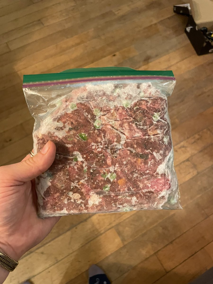 GerardMuttler's tweet photo. Shout out to @PrinceArgus for biting the bullet on this one. All the love to my forever, @Chelsea81170438 for trying to make a homemade meal I could choke down. Special delivery for my girl @EchoInAFursuit https://t.co/DNUTPJItq0
